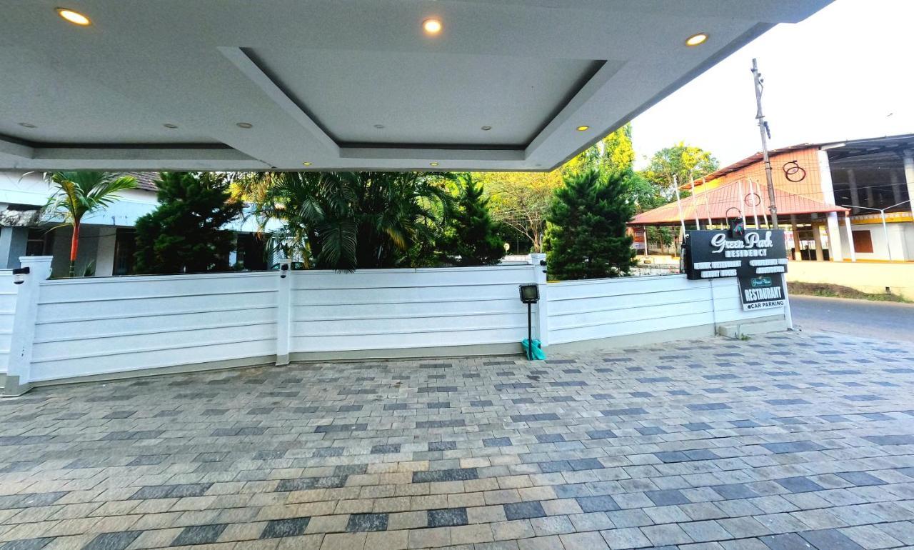 Green Park Residency Kannur Buitenkant foto