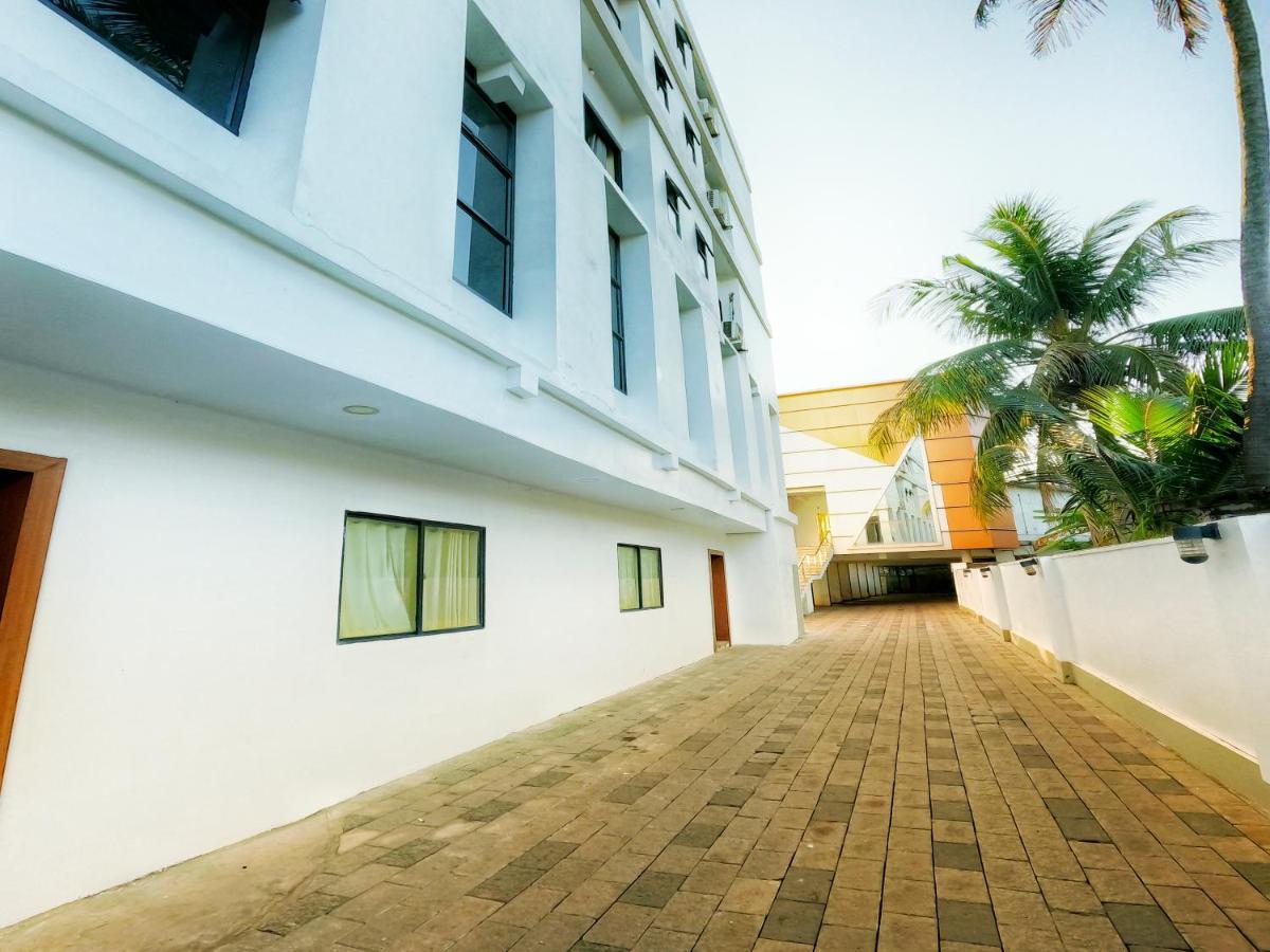 Green Park Residency Kannur Buitenkant foto