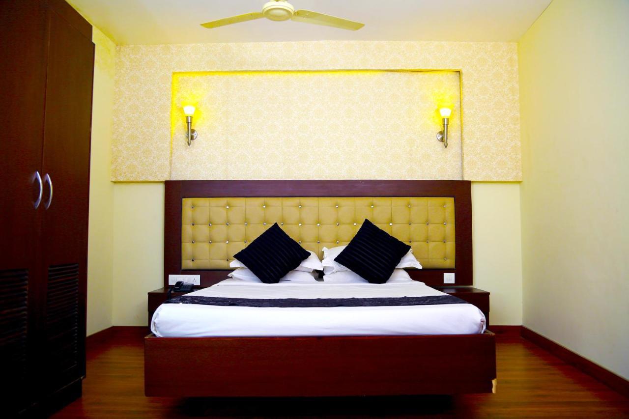 Green Park Residency Kannur Buitenkant foto