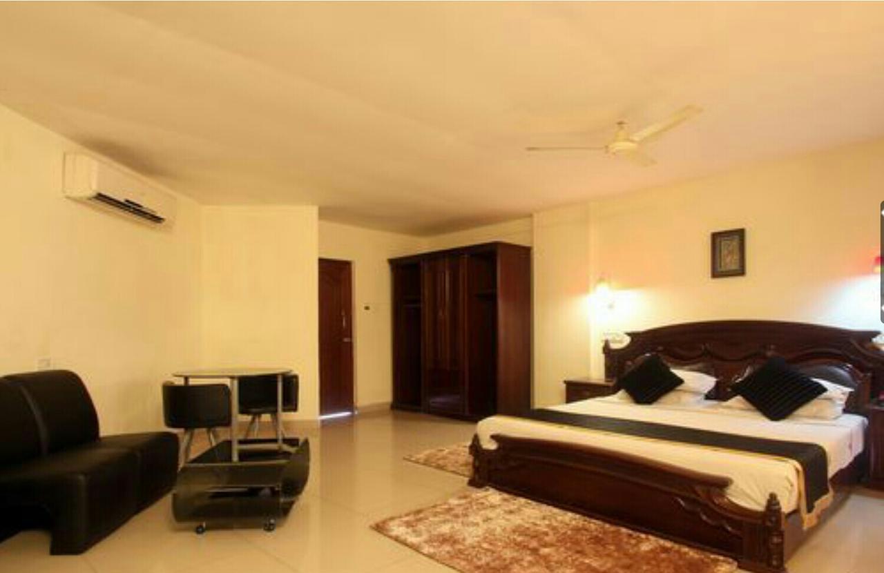Green Park Residency Kannur Buitenkant foto