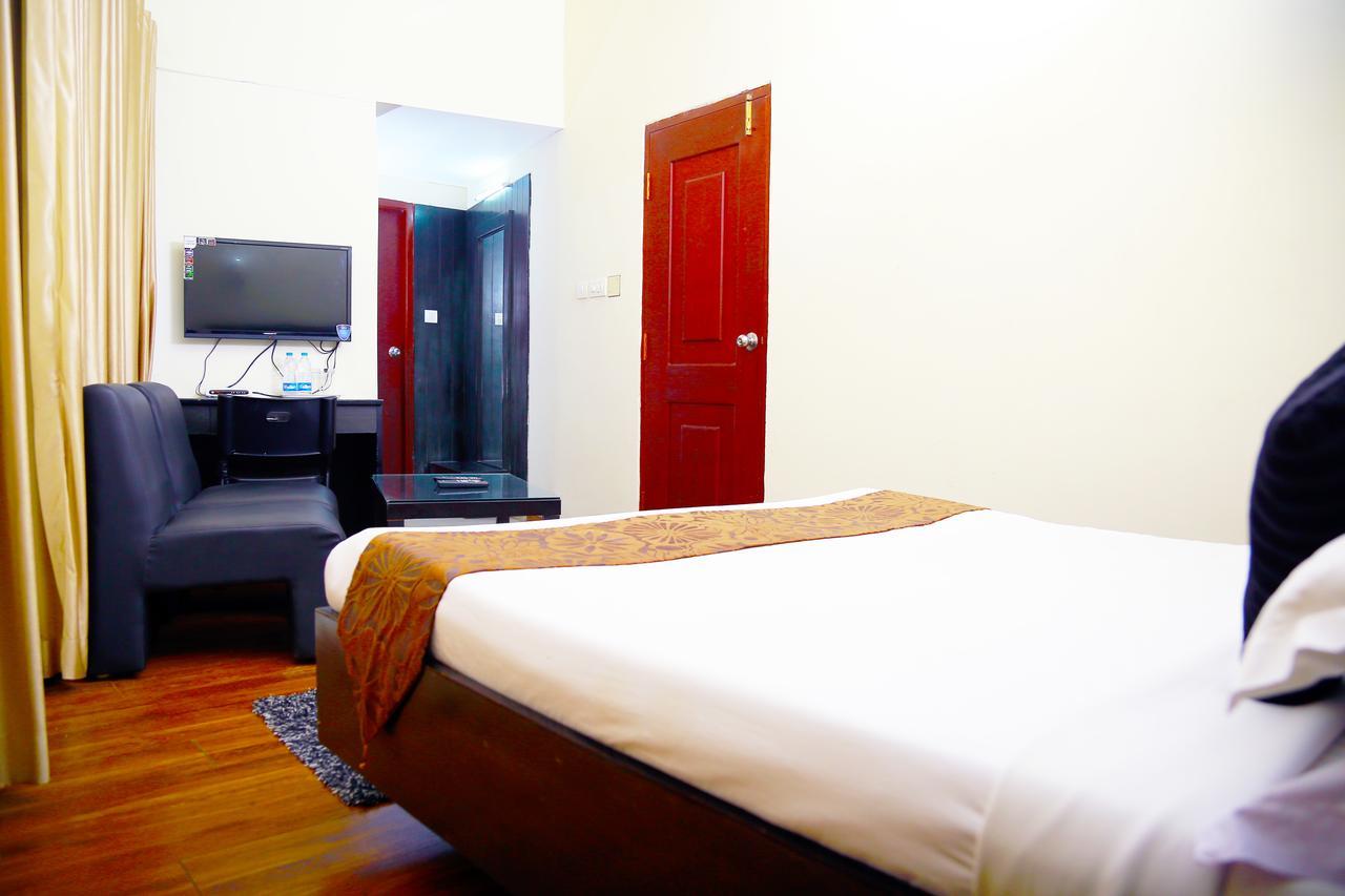 Green Park Residency Kannur Buitenkant foto