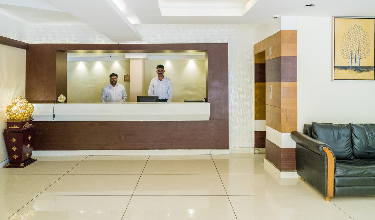Green Park Residency Kannur Buitenkant foto